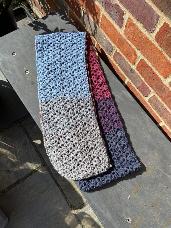 'Serpent' scarf