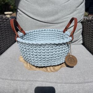 Misty knit stitch basket