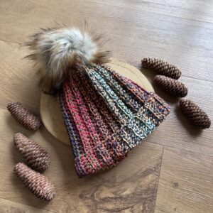 'Fiery Jewel' hat - beige pom pom